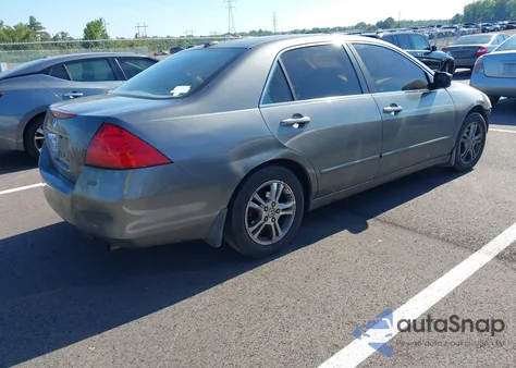 2006 Honda Accord 2.4 Ex z USA, uszkodzony, nr VIN 1HGCM56876A062723